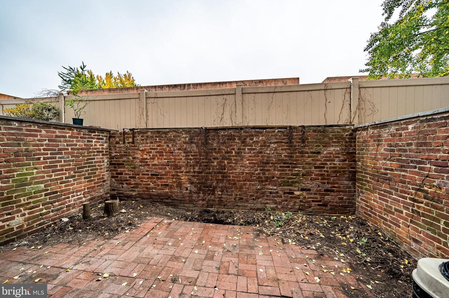 1216 Rodman St, Philadelphia PA 19146-1417 exterior