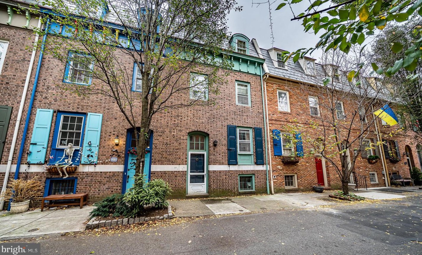 1216 Rodman St, Philadelphia, PA 19147-1130