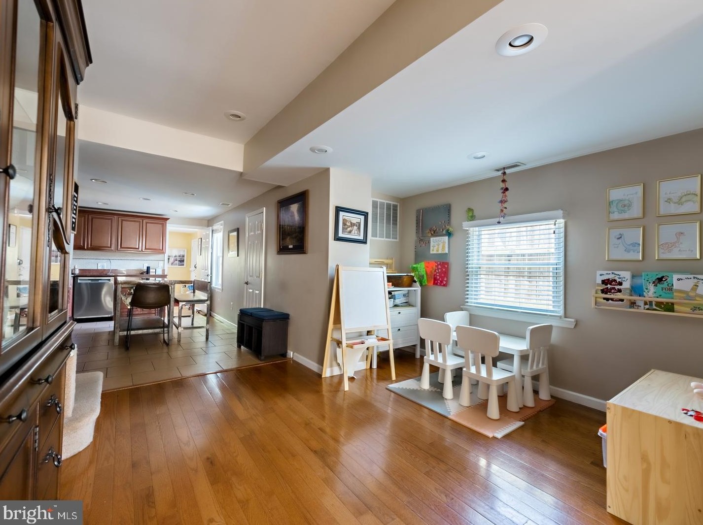 1025 Columbia Ave, Philadelphia PA  19125-4203 exterior