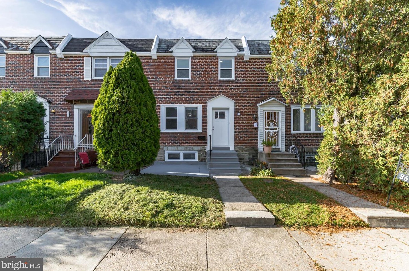 8614 Gilbert St, Philadelphia, PA 19150-2704