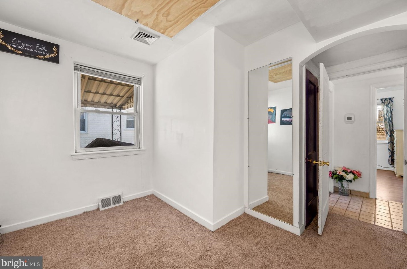 9226 Horatio Rd, Philadelphia PA  19114-3809 exterior