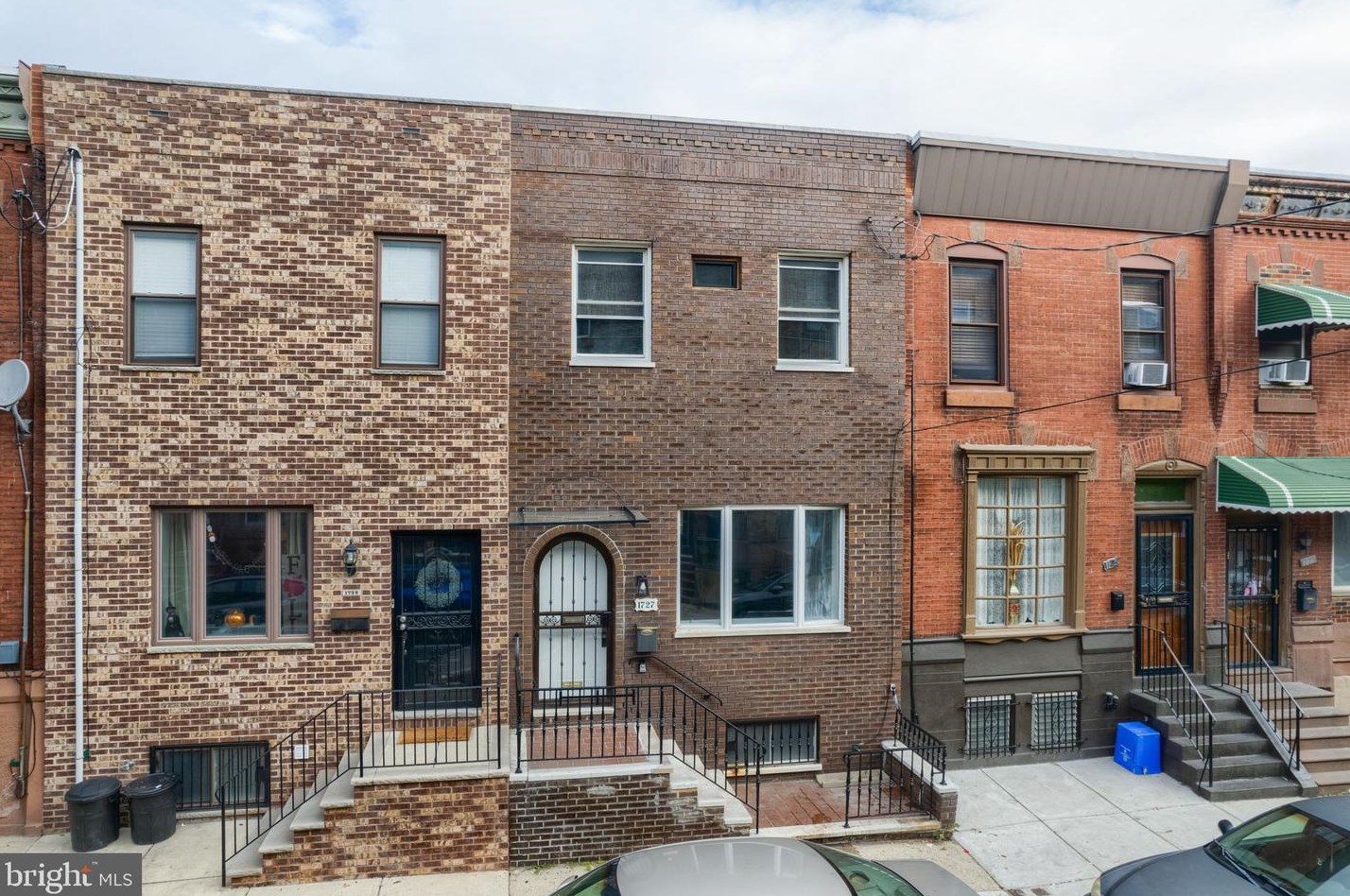 1727 Moore St, Philadelphia, PA 19145