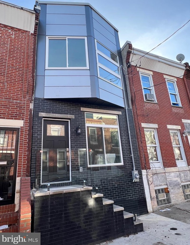 2024 Sigel St, Philadelphia, PA 19145-2032