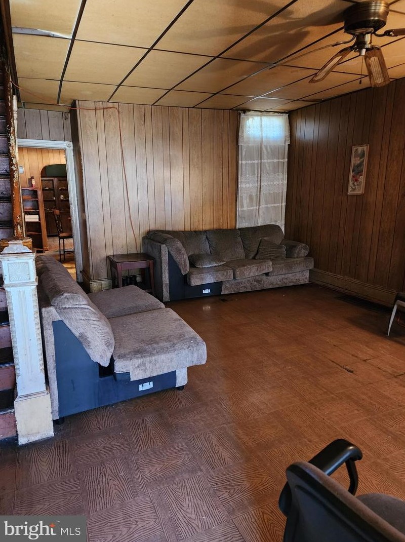 1808 Gratz St, Philadelphia PA 19121-2202 exterior