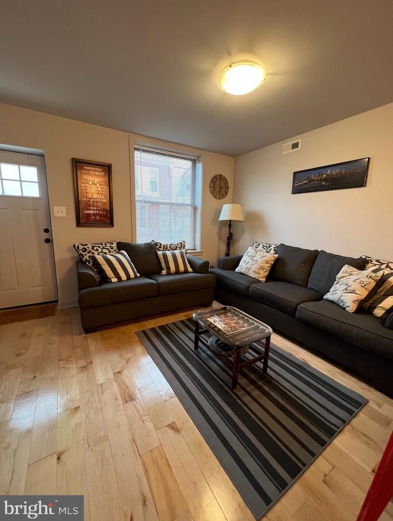 3496 Weikel St, Philadelphia, PA 19134