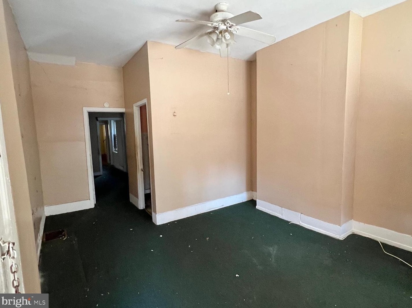 1502 26th St, Philadelphia, PA 19146-4403
