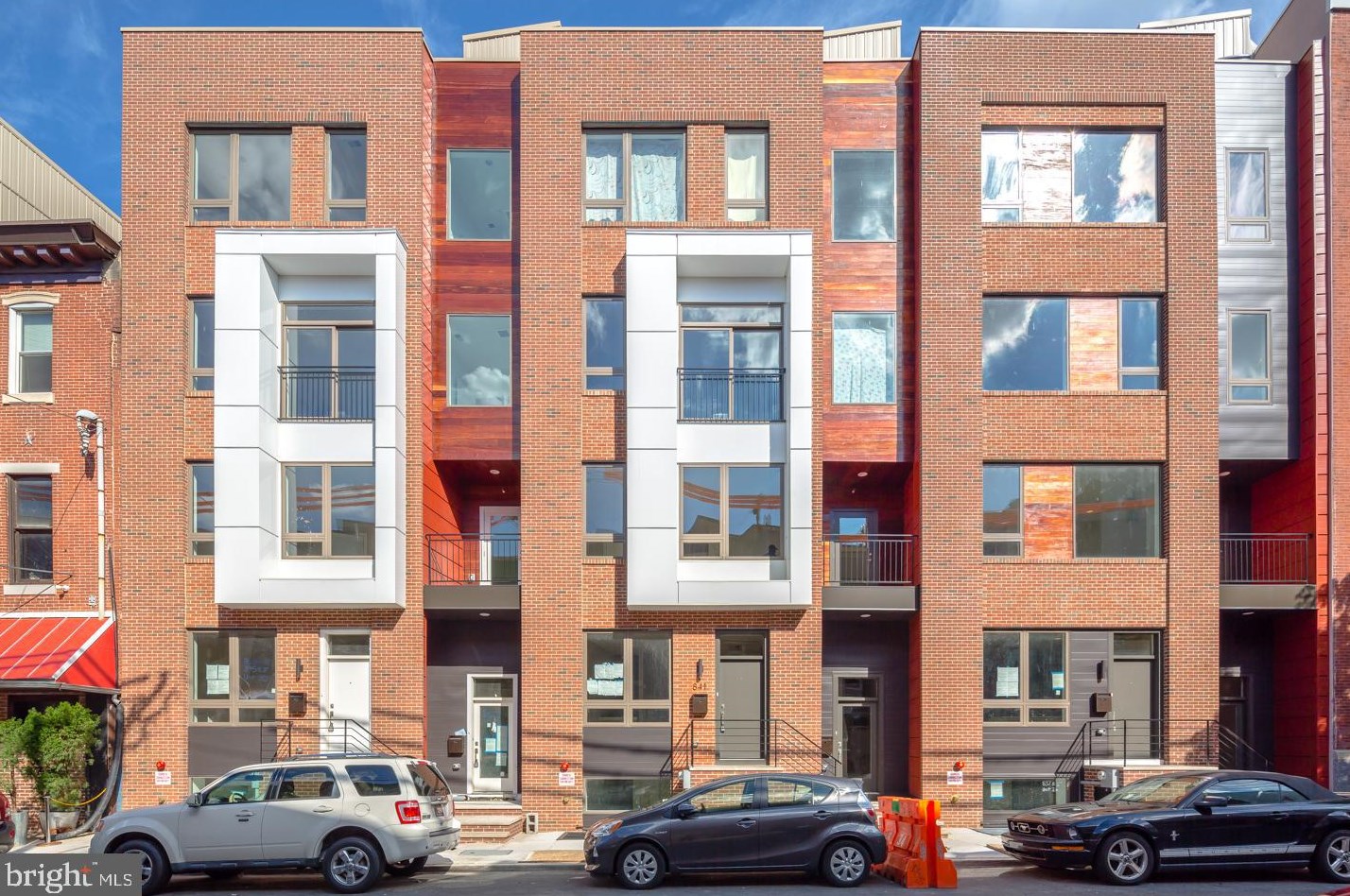 250 Poplar St, Philadelphia, PA 19123