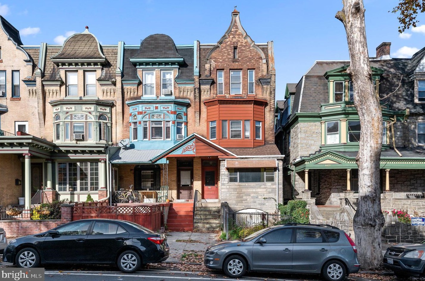 4437 Spruce St, Philadelphia, PA 19104-4703