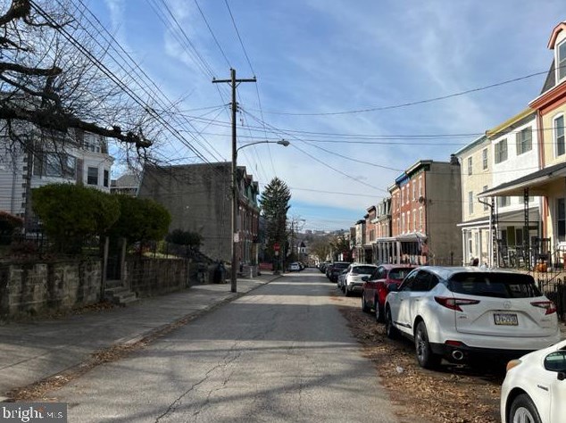 3543 Indian Queen Ln, Philadelphia, PA 19129