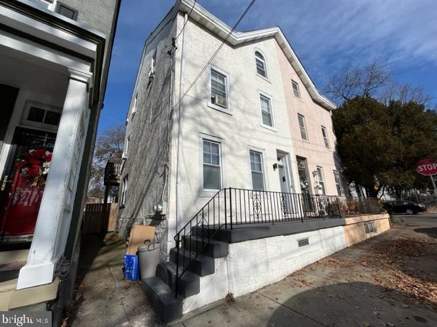 3543 Indian Queen Ln, Philadelphia PA  19129-1539 exterior