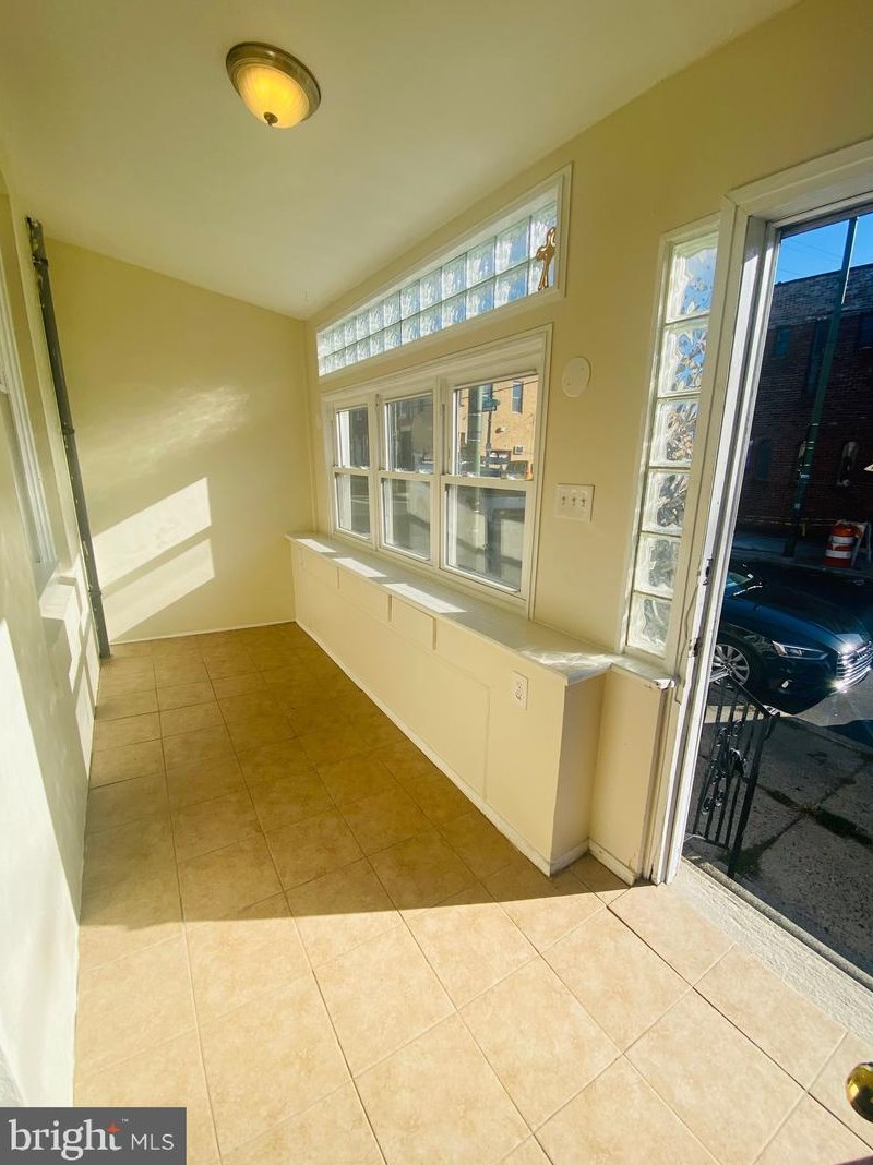 2303 Tasker St, Philadelphia PA  19145-1330 exterior