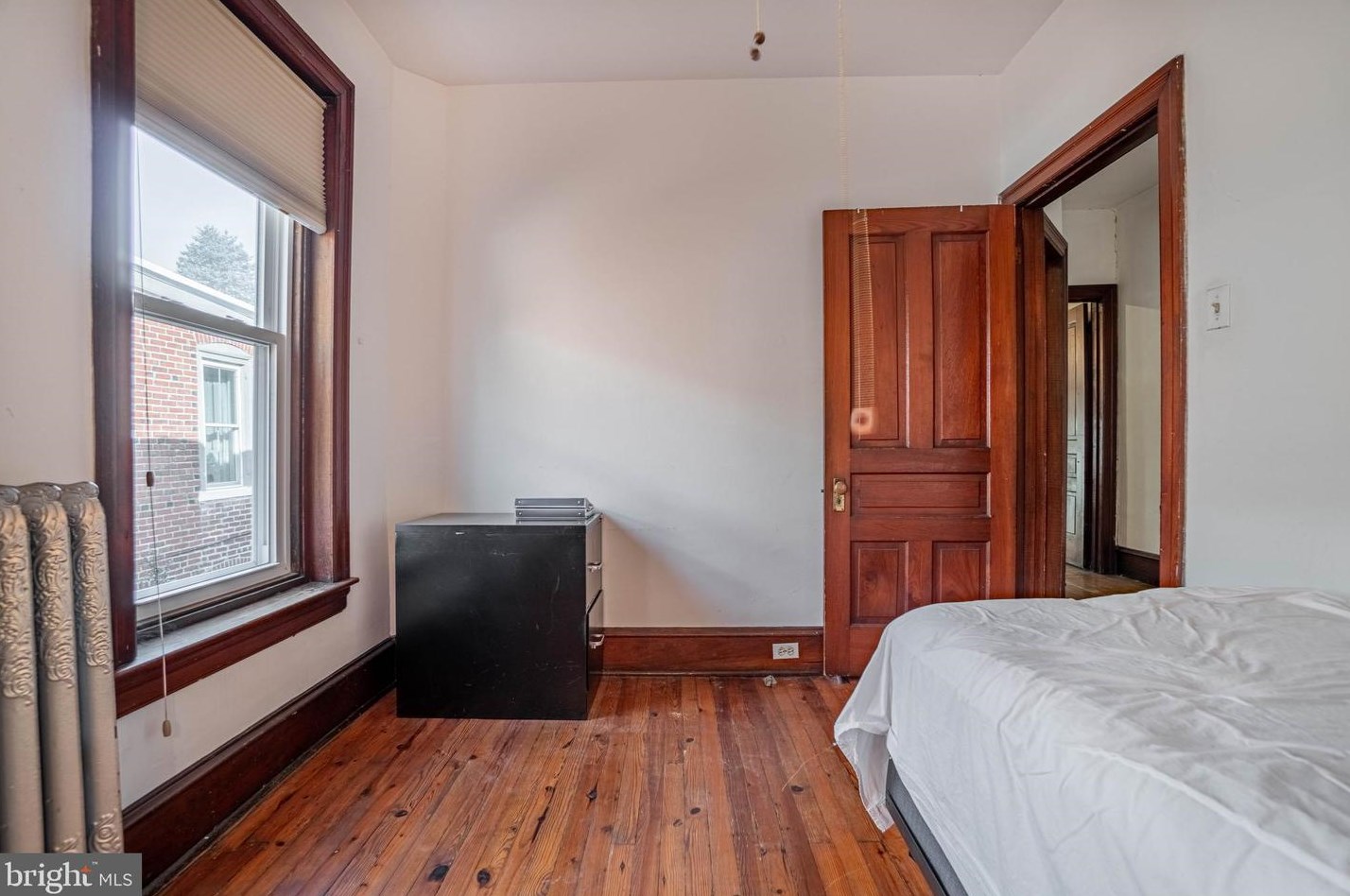 8125 Roanoke St, Philadelphia PA 19118-3949 exterior