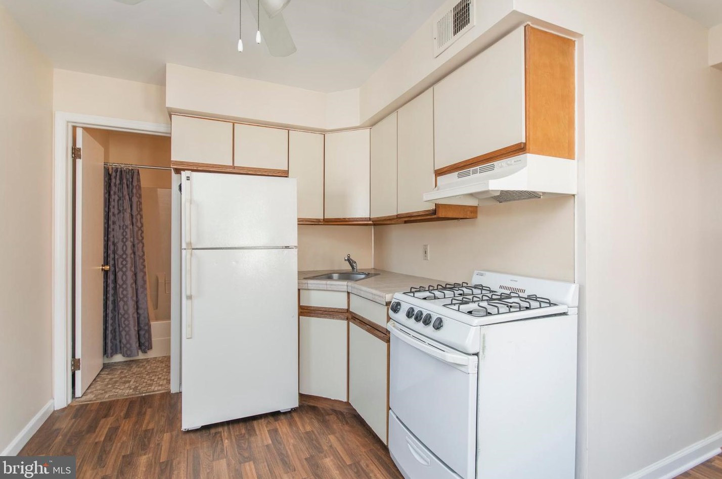 2701 E Somerset St #2, Philadelphia, PA 19134