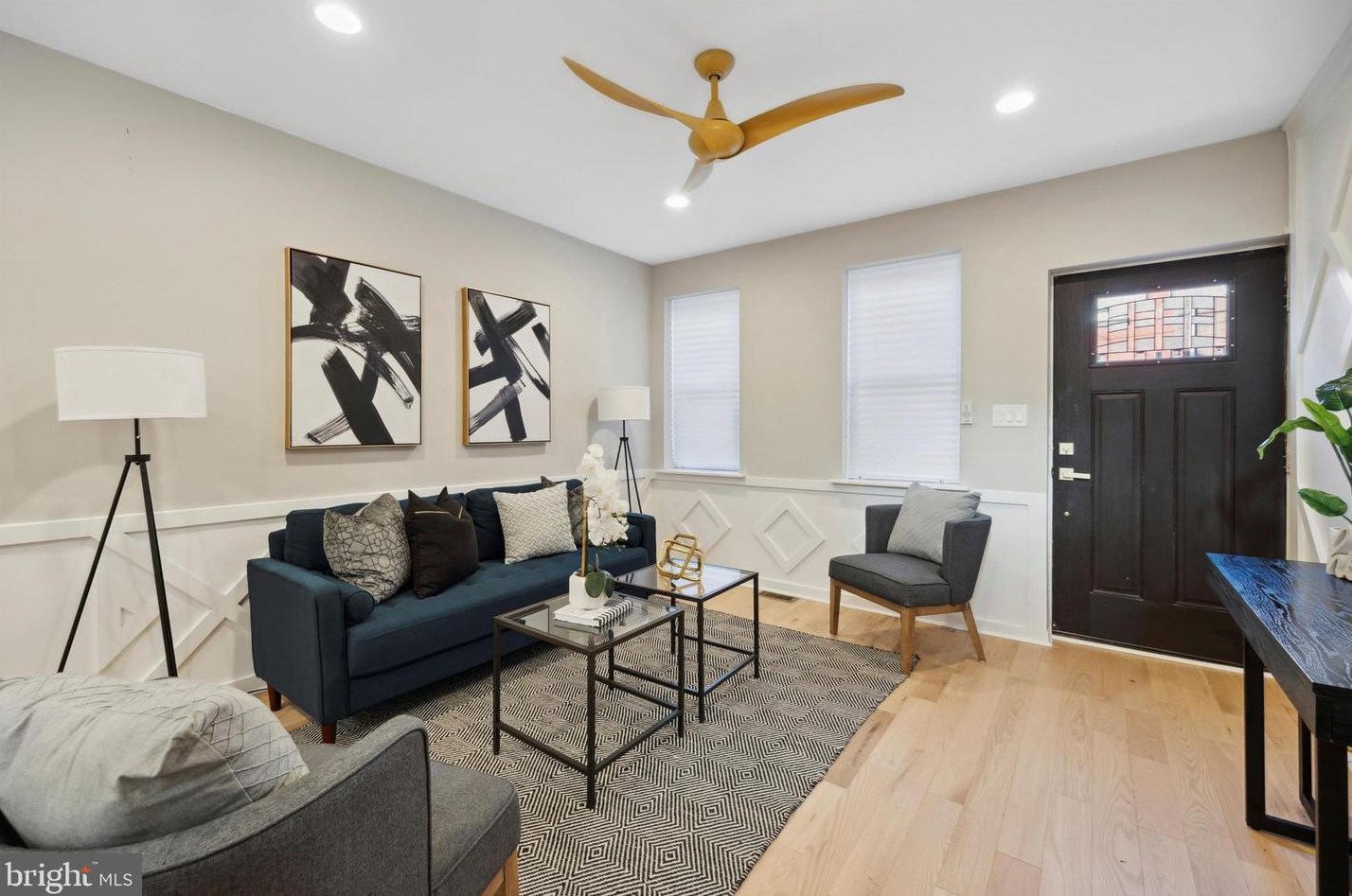2316 Wilder St, Philadelphia, PA 19146-4112