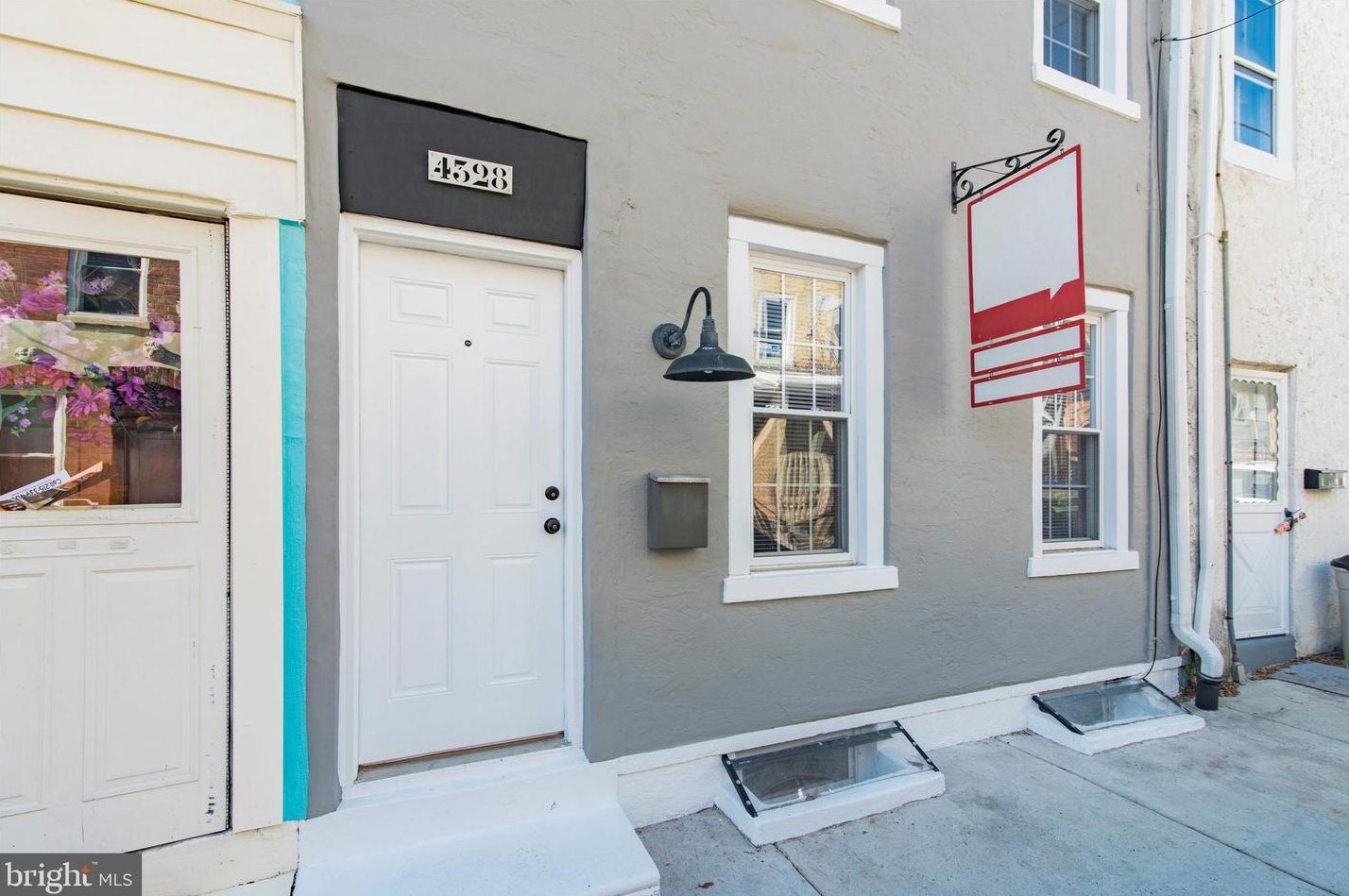 4328 Fleming St, Philadelphia, PA 19128-4924