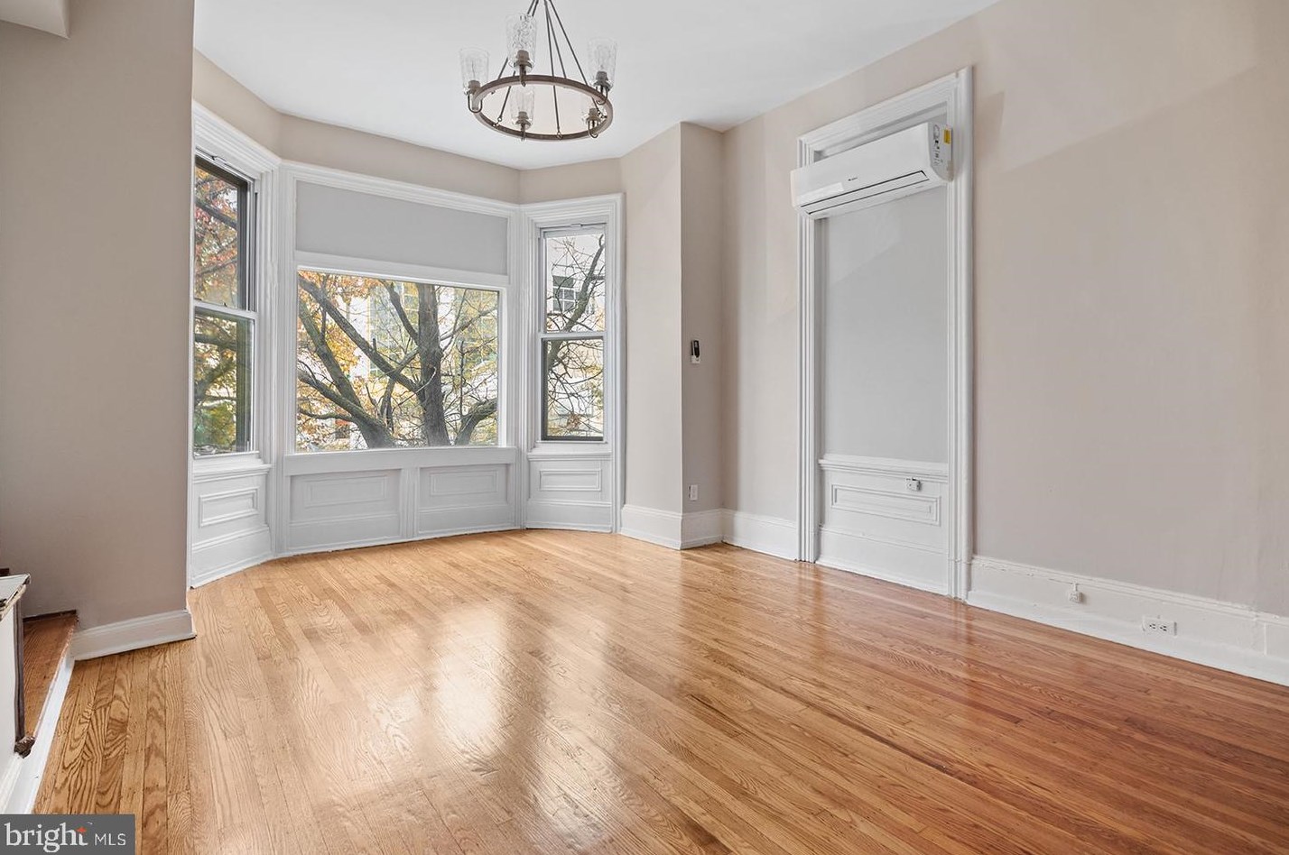 161 N 21st St, Philadelphia, PA 19103