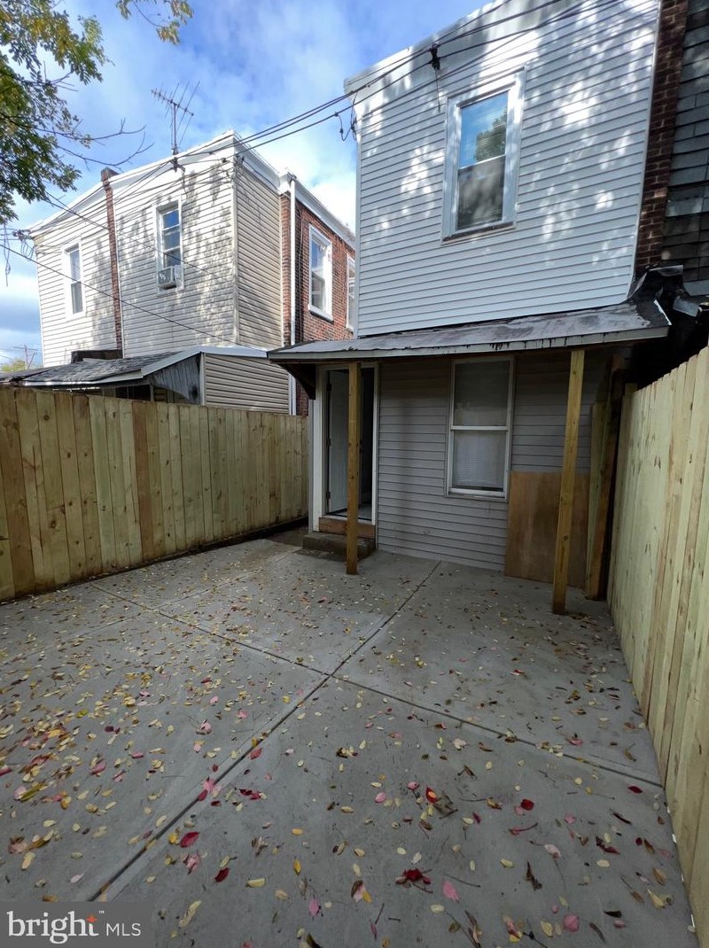1630 Blavis St, Philadelphia PA  19140-1824 exterior