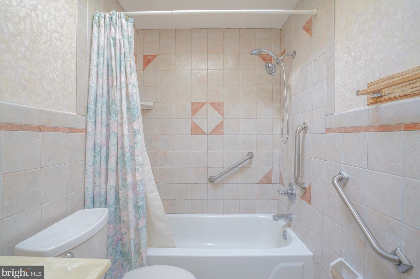 3500 Dows Rd, Philadelphia PA 19154-4042 exterior