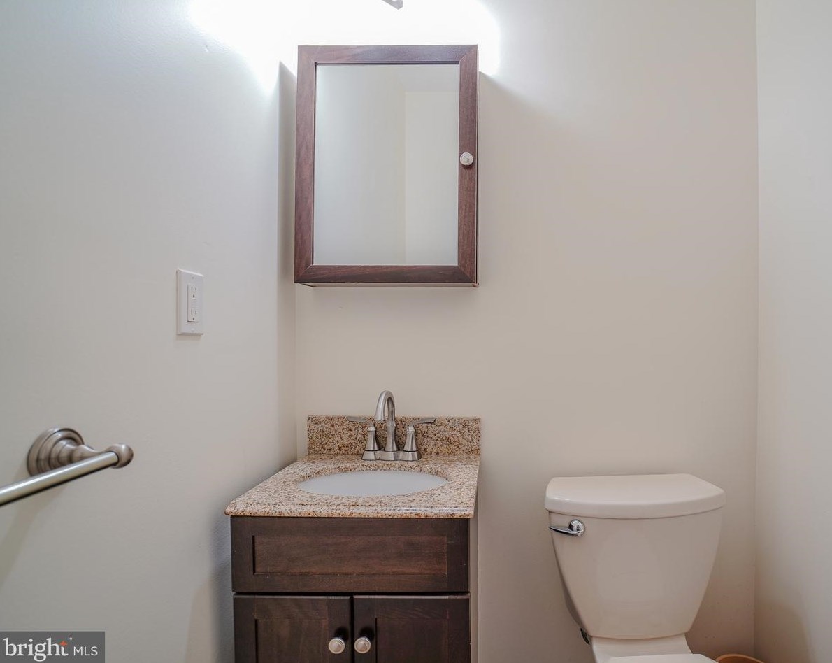 3500 Dows Rd, Philadelphia PA 19154-4042 exterior