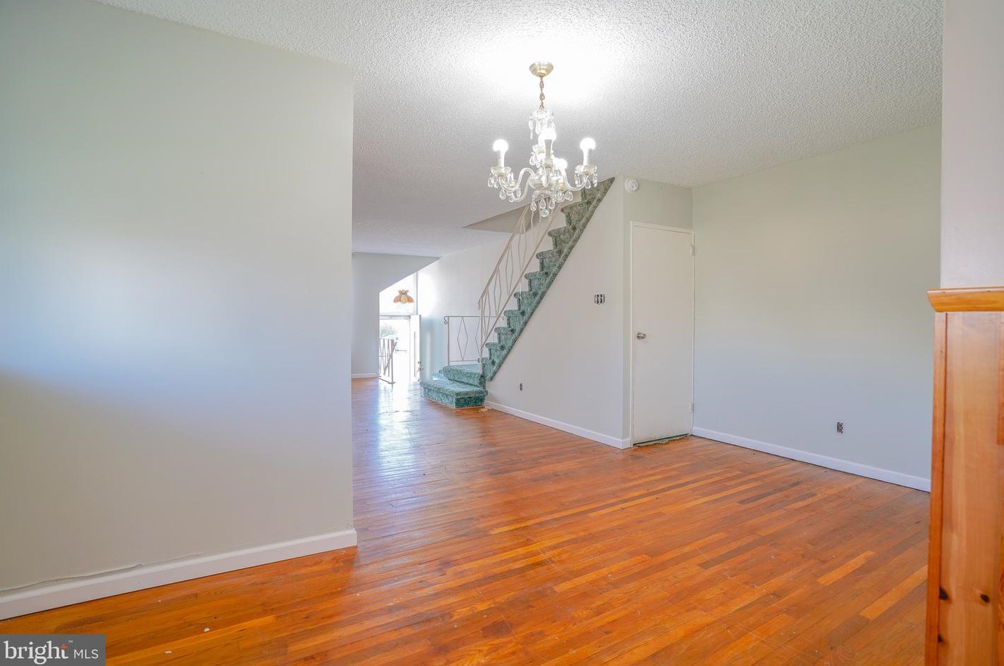 3500 Dows Rd, Philadelphia PA 19154-4042 exterior