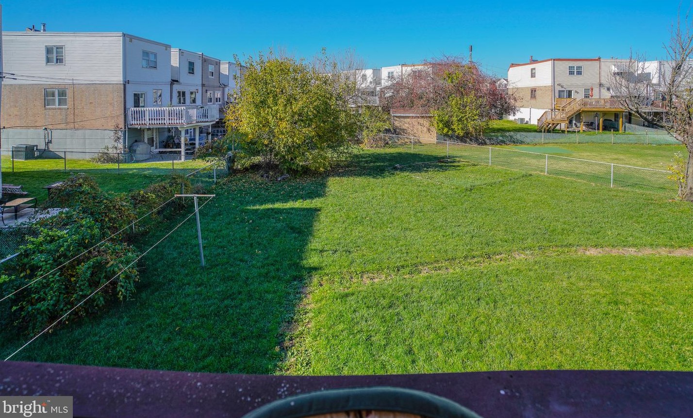 3500 Dows Rd, Philadelphia PA 19154-4042 exterior