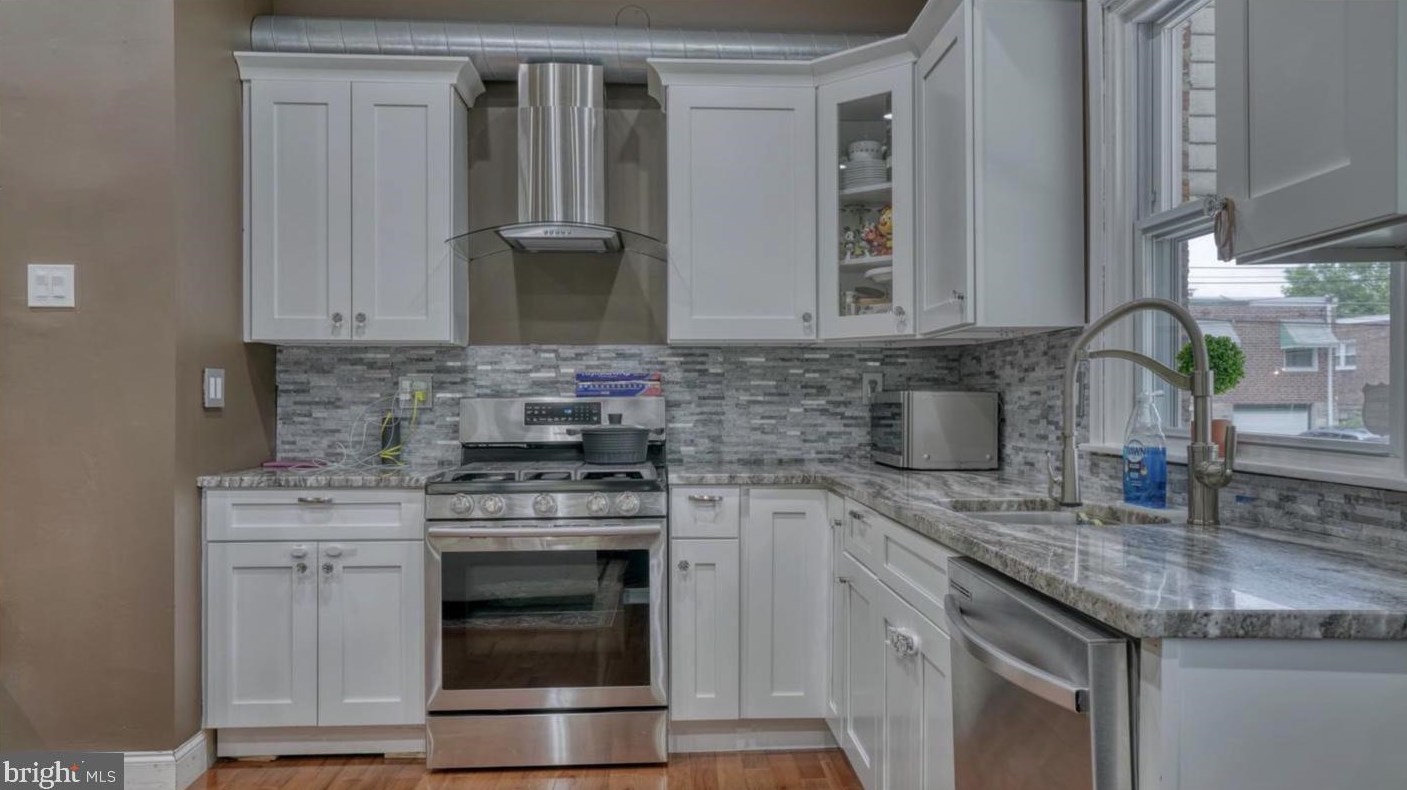 8353 Algon Ave, Philadelphia, PA 19152