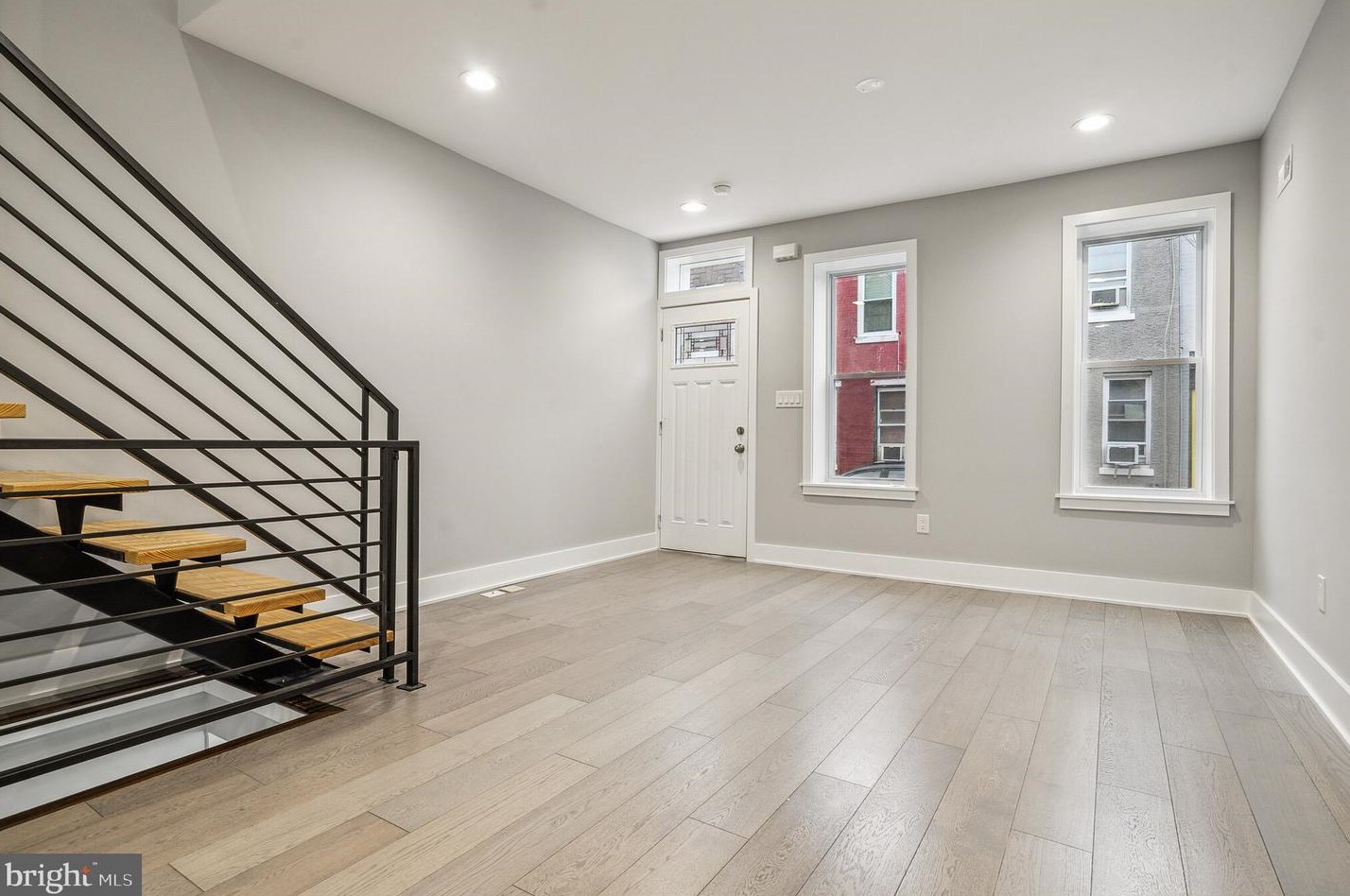 1529 Opal St, Philadelphia PA  19146-4633 exterior