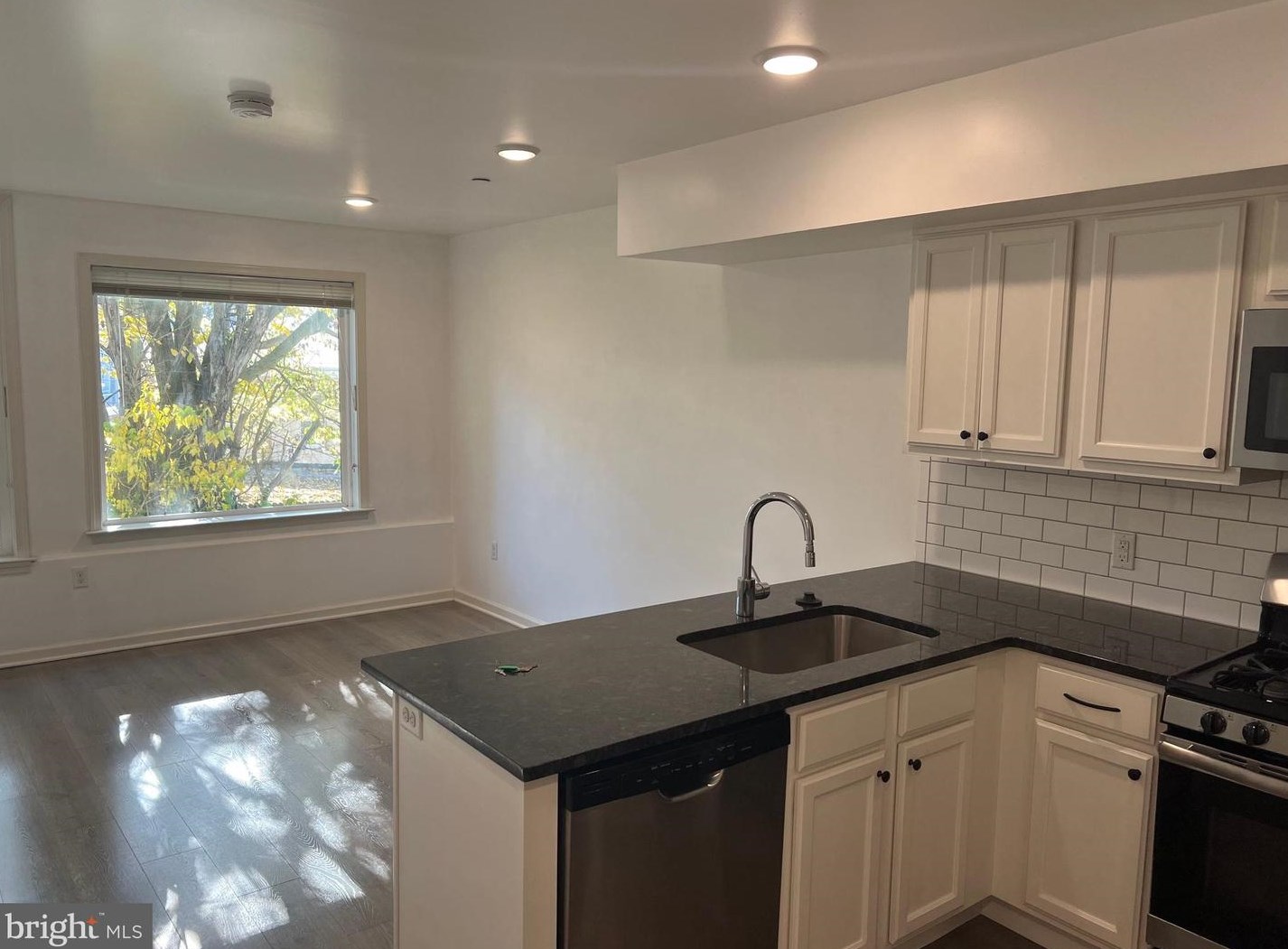 4539 Mitchell St #202, Philadelphia, PA 19128