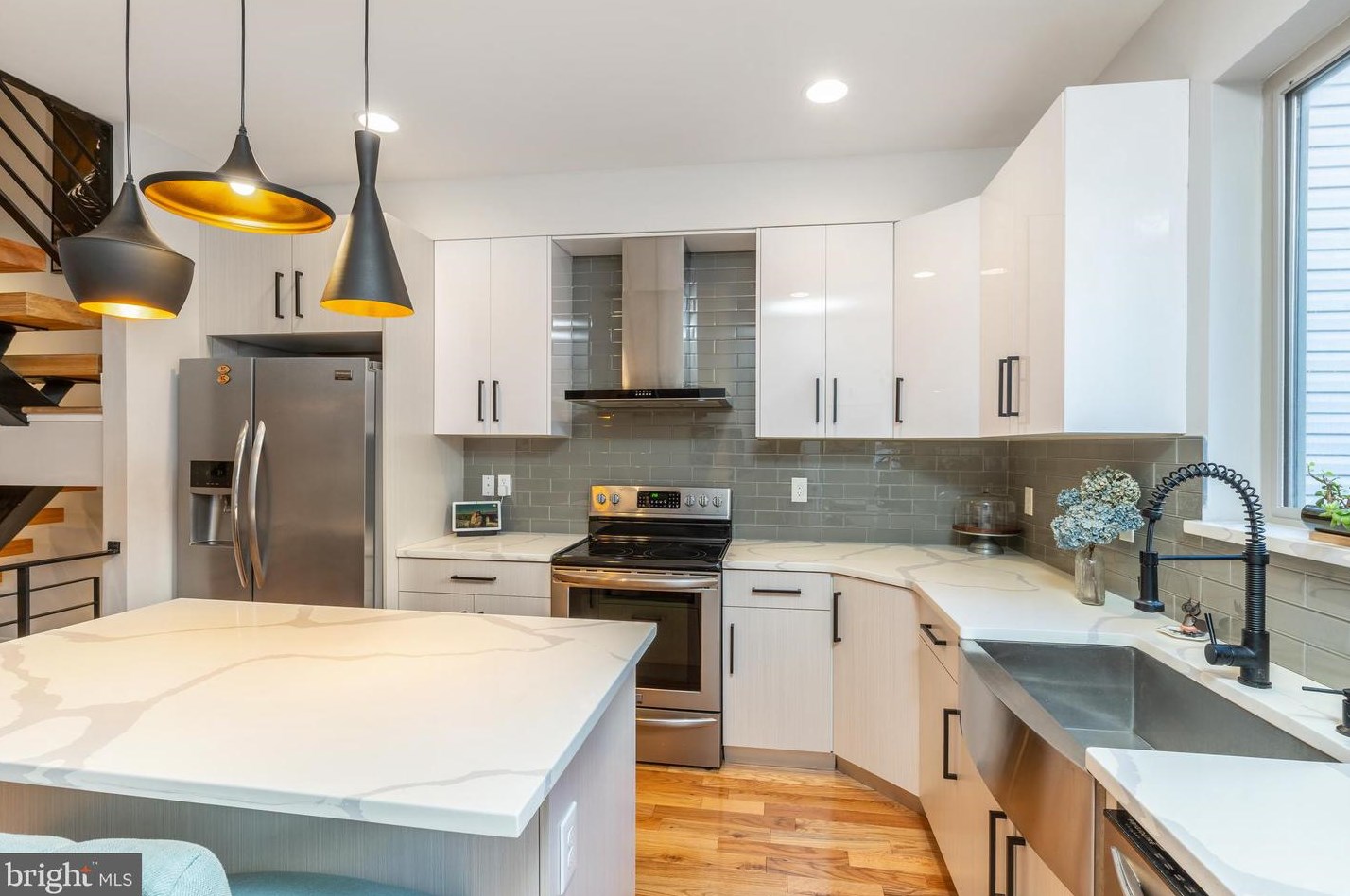 2103 Huntingdon St, Philadelphia PA  19125-1416 exterior