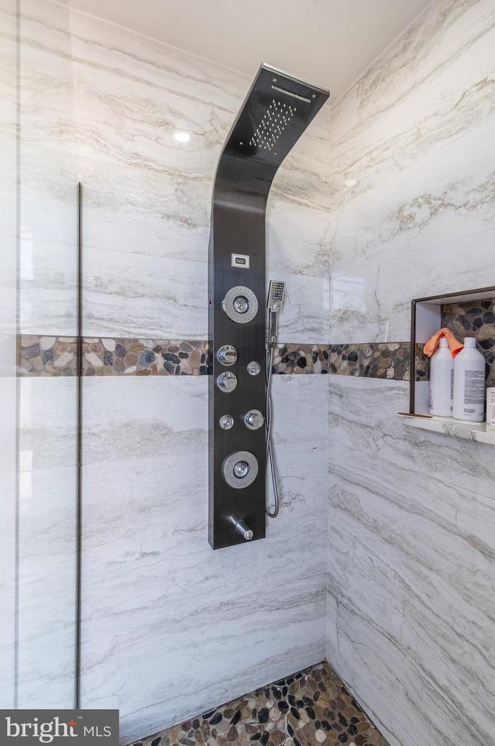 2103 Huntingdon St, Philadelphia PA  19125-1416 exterior