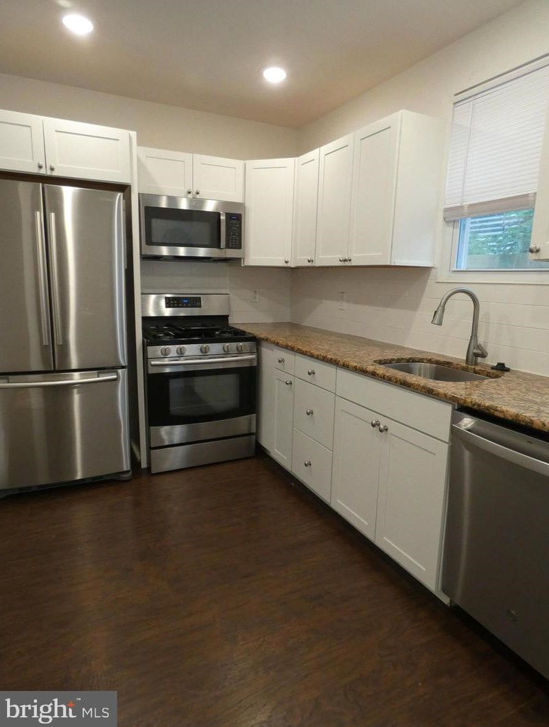 1111 Kimball St, Philadelphia PA  19147-3801 exterior