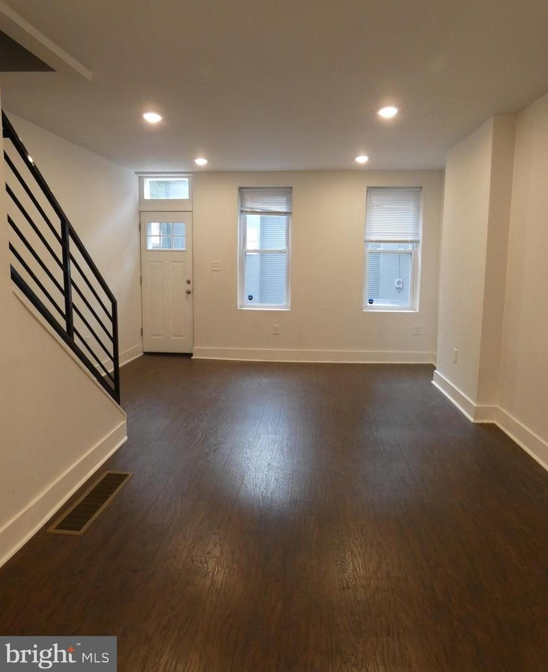 1111 Kimball St, Philadelphia PA  19147-3801 exterior