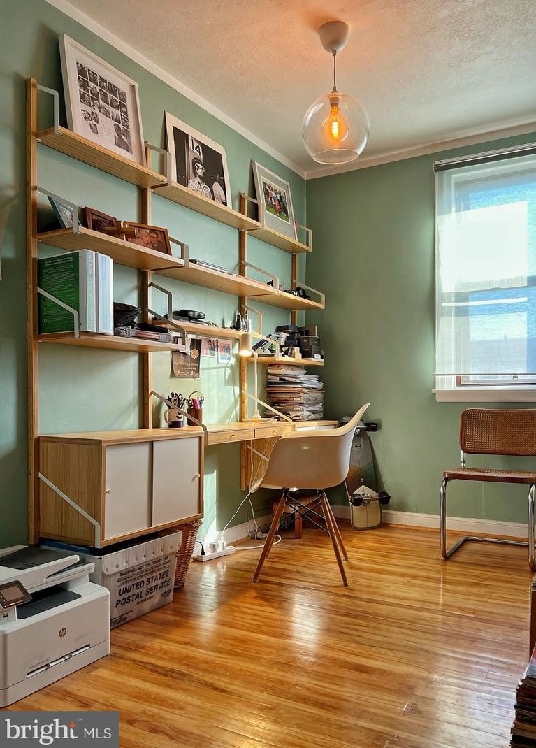 4213 H St, Philadelphia PA 19124-4327 exterior