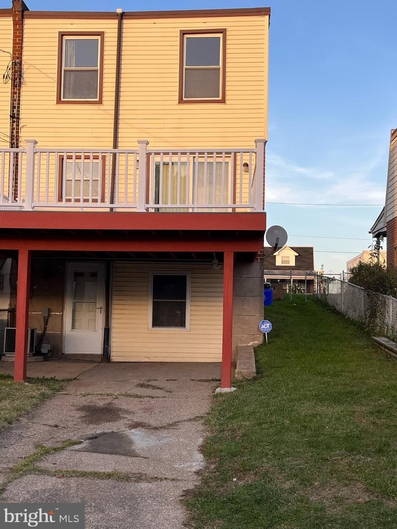 3454 Eden St, Philadelphia, PA 19114