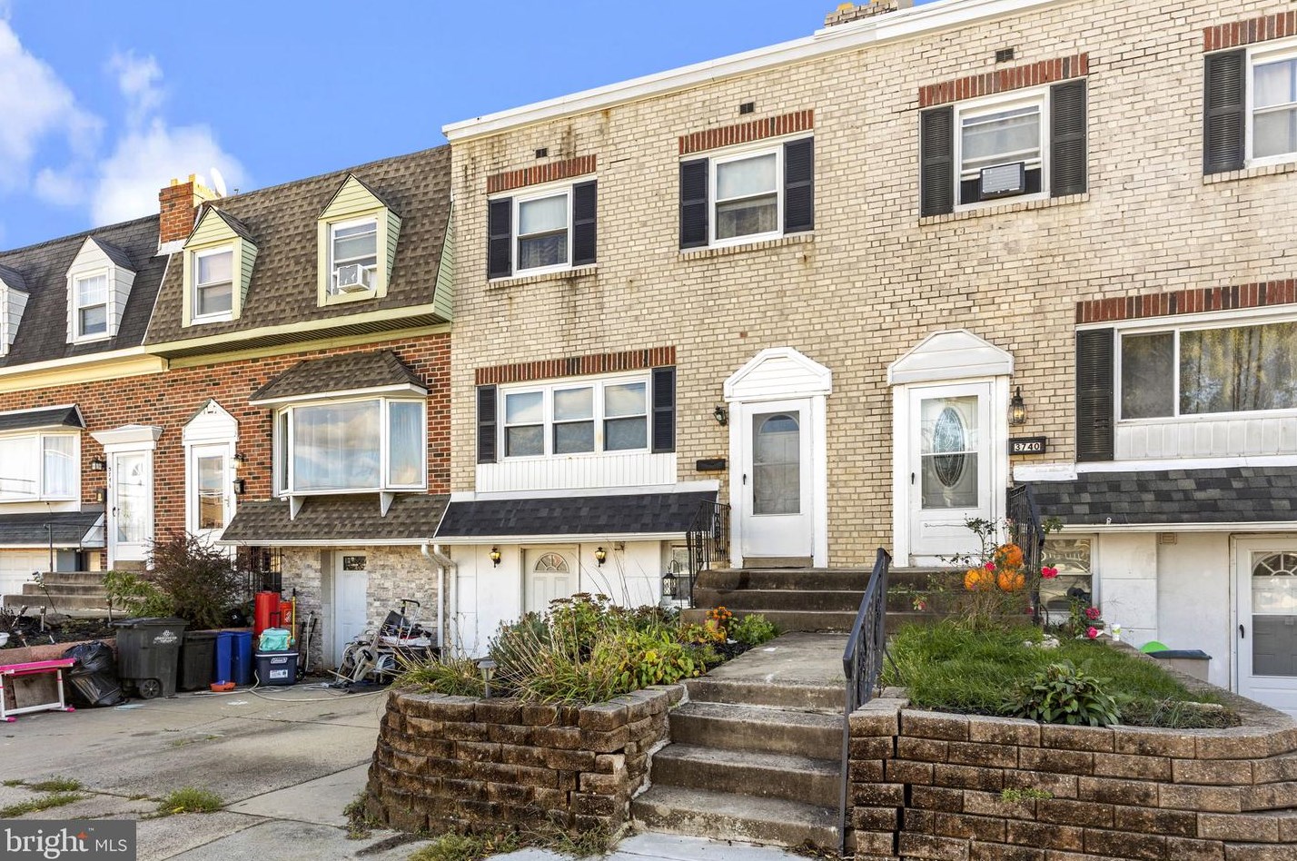 3742 Mechanicsville Pl, Philadelphia, PA 19154-2011