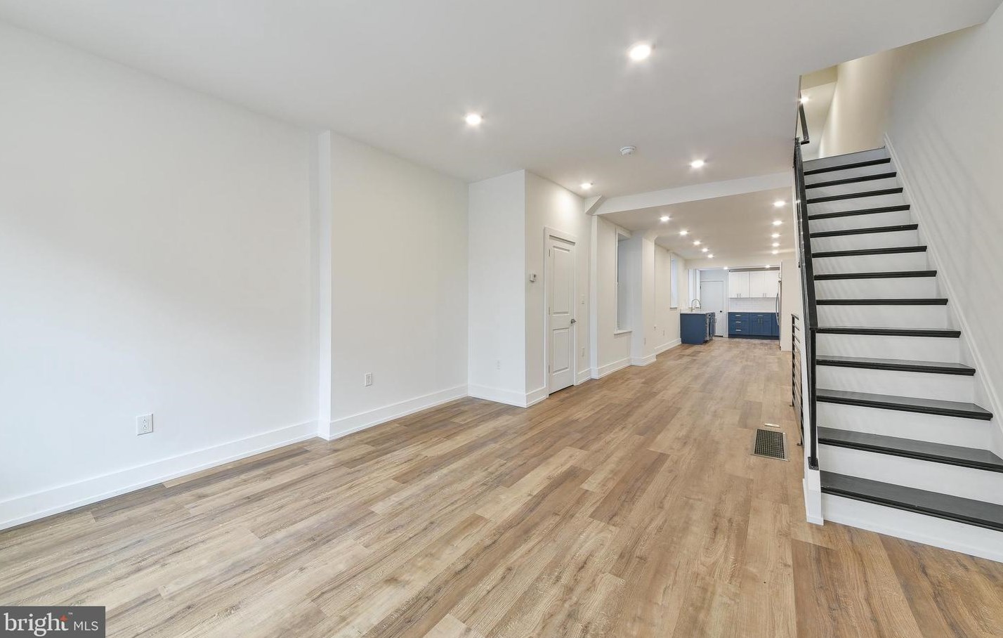 1828 S 5th St, Philadelphia, PA 19148