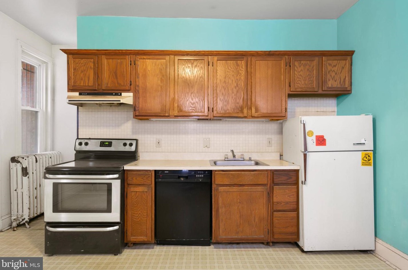 230 46 St, Philadelphia PA 19139-2808 exterior