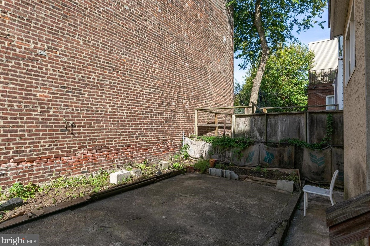 230 46 St, Philadelphia PA 19139-2808 exterior