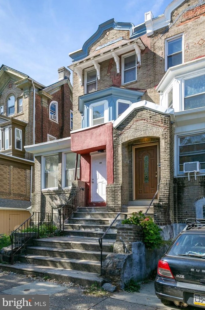 230 46 St, Philadelphia PA 19139-2808 exterior