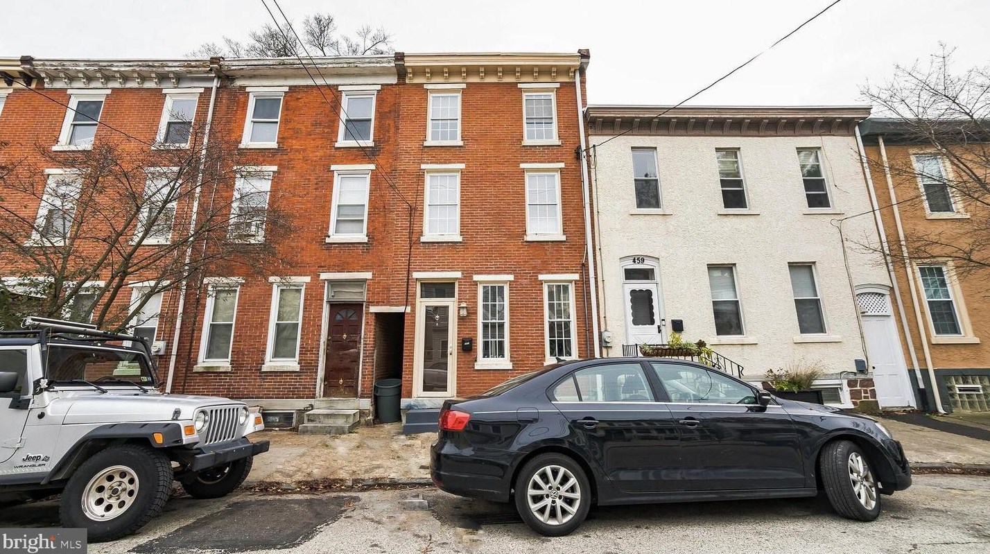 461 Conarroe St, Philadelphia, PA 19128-3408