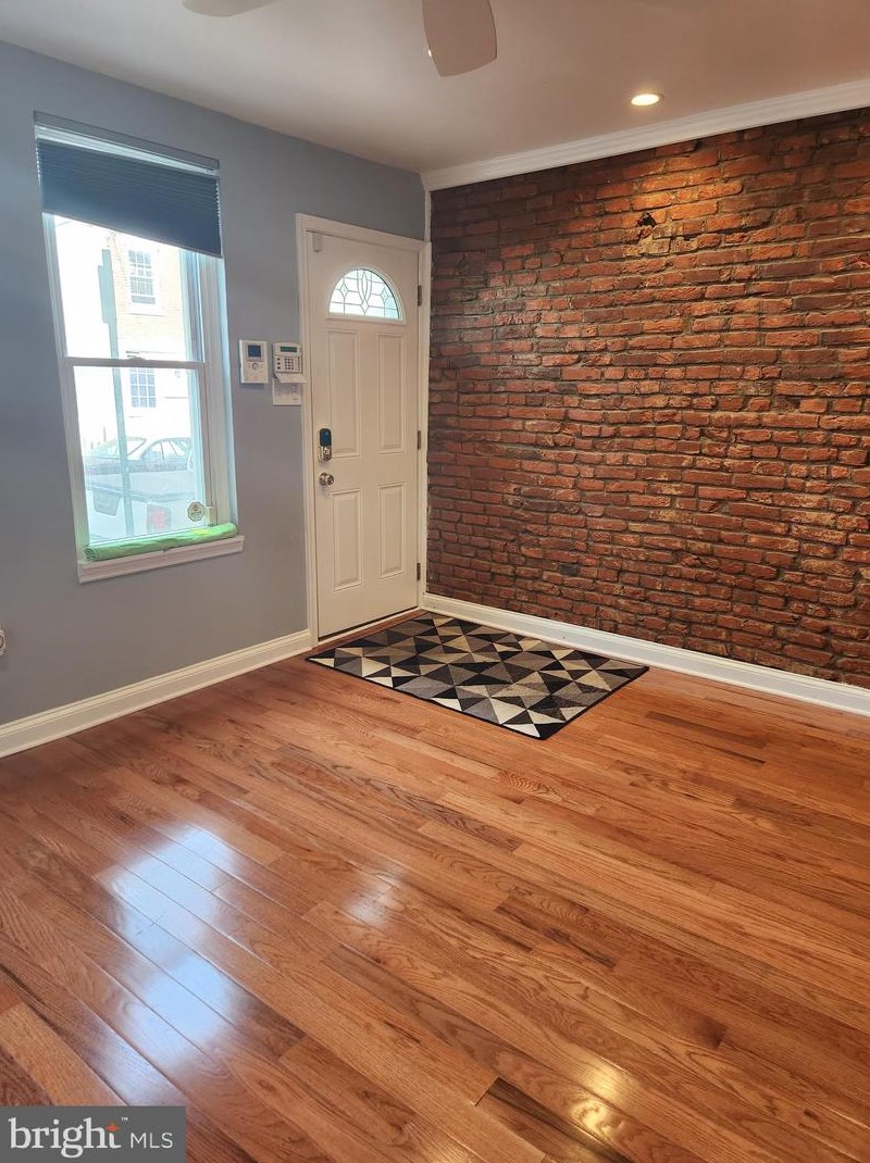 2455 Tulip St, Philadelphia PA  19125-2140 exterior