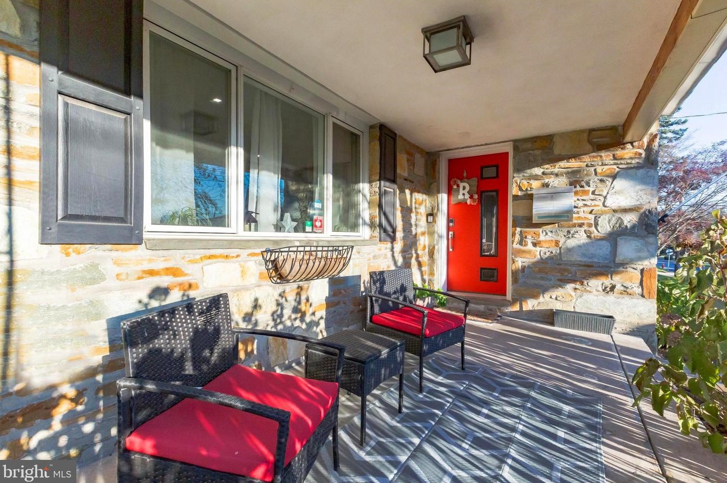 837 Benson St, Philadelphia PA 19111-1933 exterior