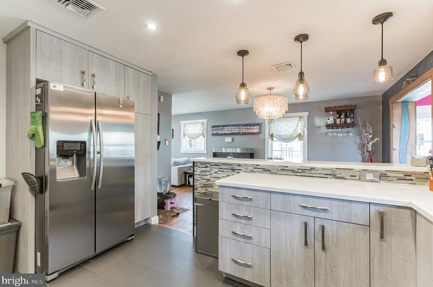 837 Benson St, Philadelphia PA 19111-1933 exterior