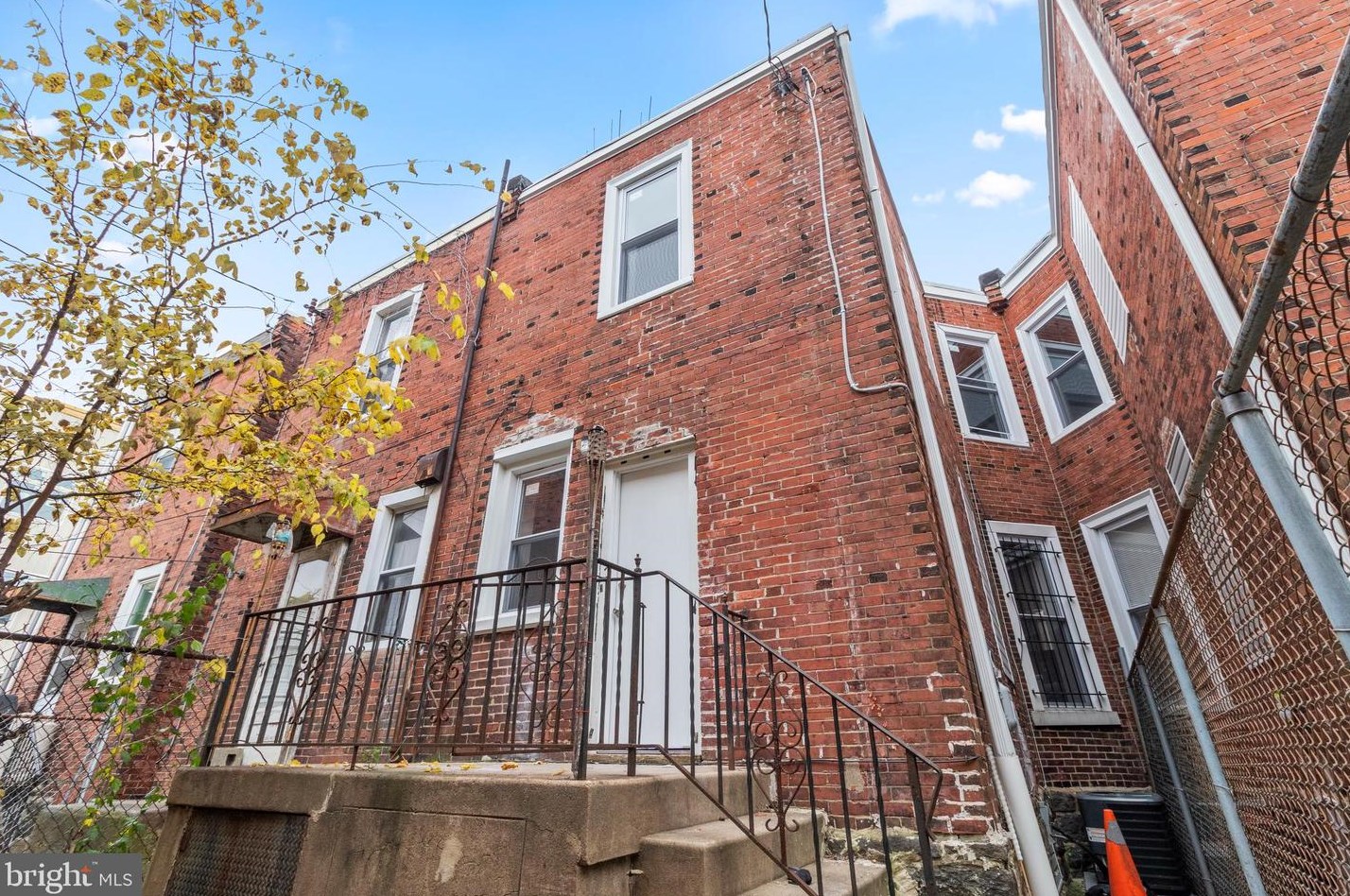 5635 Kingsessing Ave, Philadelphia, PA 19143