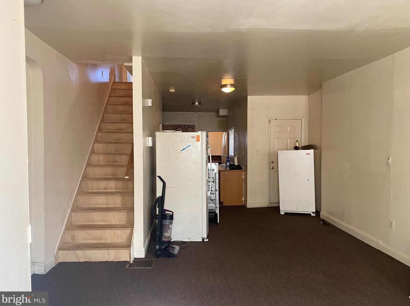 2213 Ellsworth St, Philadelphia PA  19146-2811 exterior