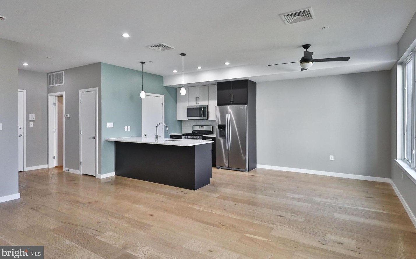 2006 Frankford Ave #302, Philadelphia, PA 19125