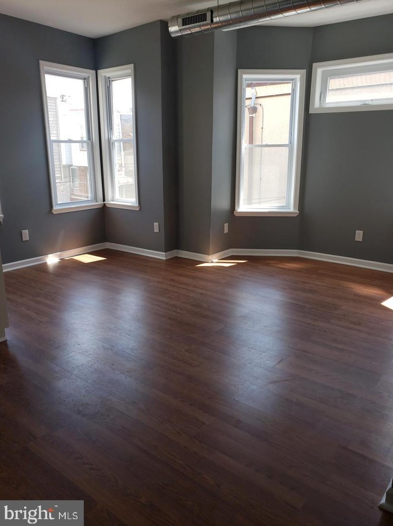 811 Preston #2, Philadelphia, PA 19104