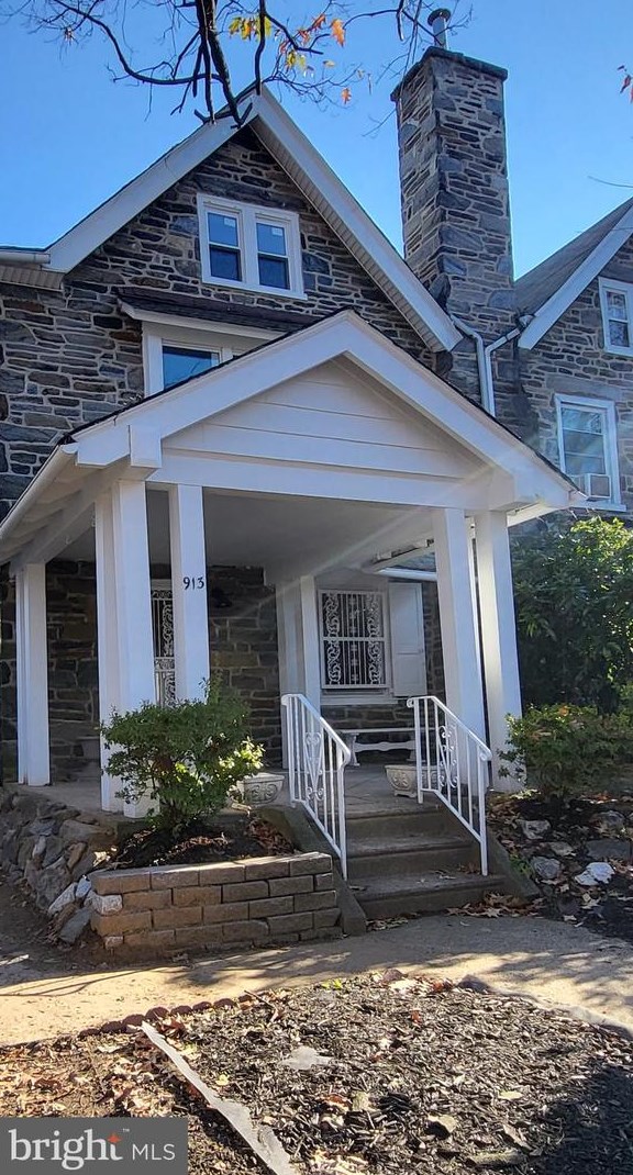 913 Wynnewood Rd, Philadelphia, PA 19151-4502