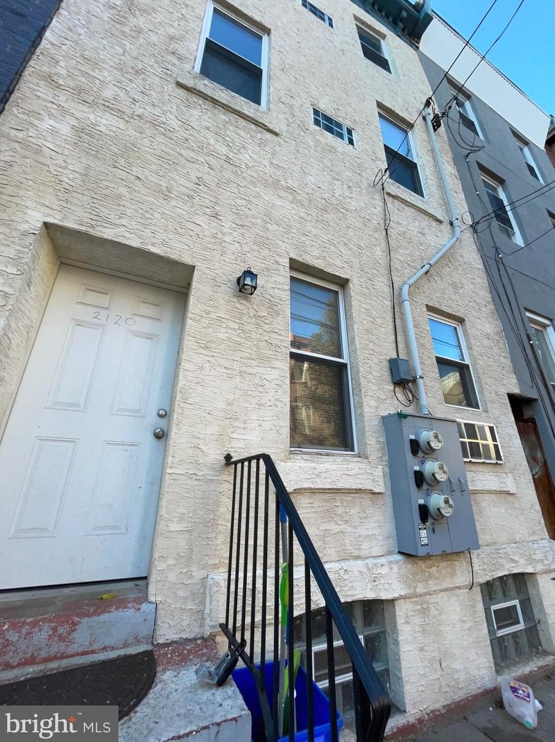 2120 N 8th St #1, Philadelphia, PA 19122