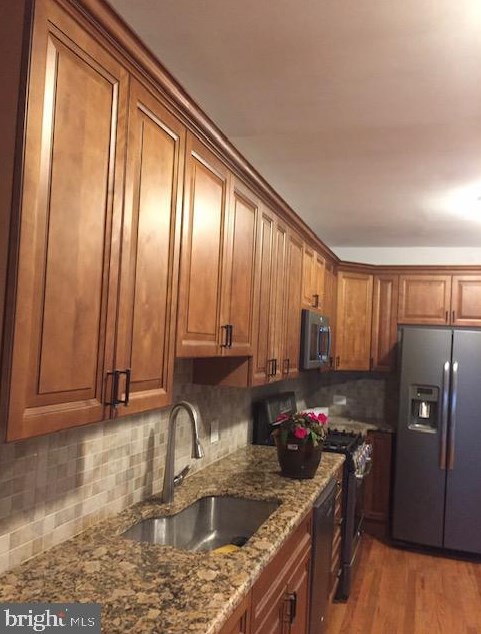 2626 Emerald St, Philadelphia, PA 19125